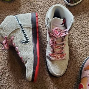 Sb Dunks Wolf in Sheeps Clothing Sz 10.5